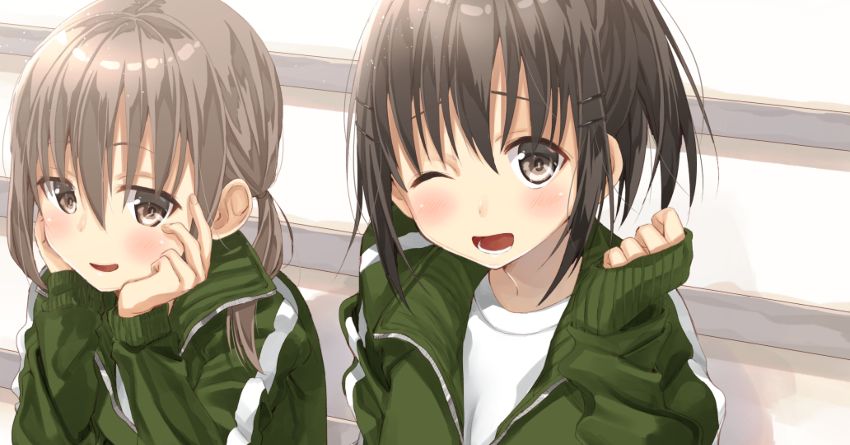 Don't be defeated by the cold! Illustration of Boys and Girls in Gym Uniforms